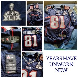 Jerseys.. Fur coat, tapes